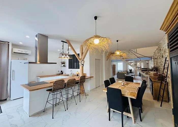 Feriehus Le Coeur De Joli Village Francais